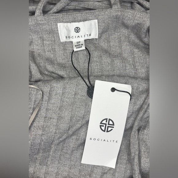 Socialite Gray Ribbed Midi Dress with Crisscross Back | Size SP | NWT - Picture 4 of 9